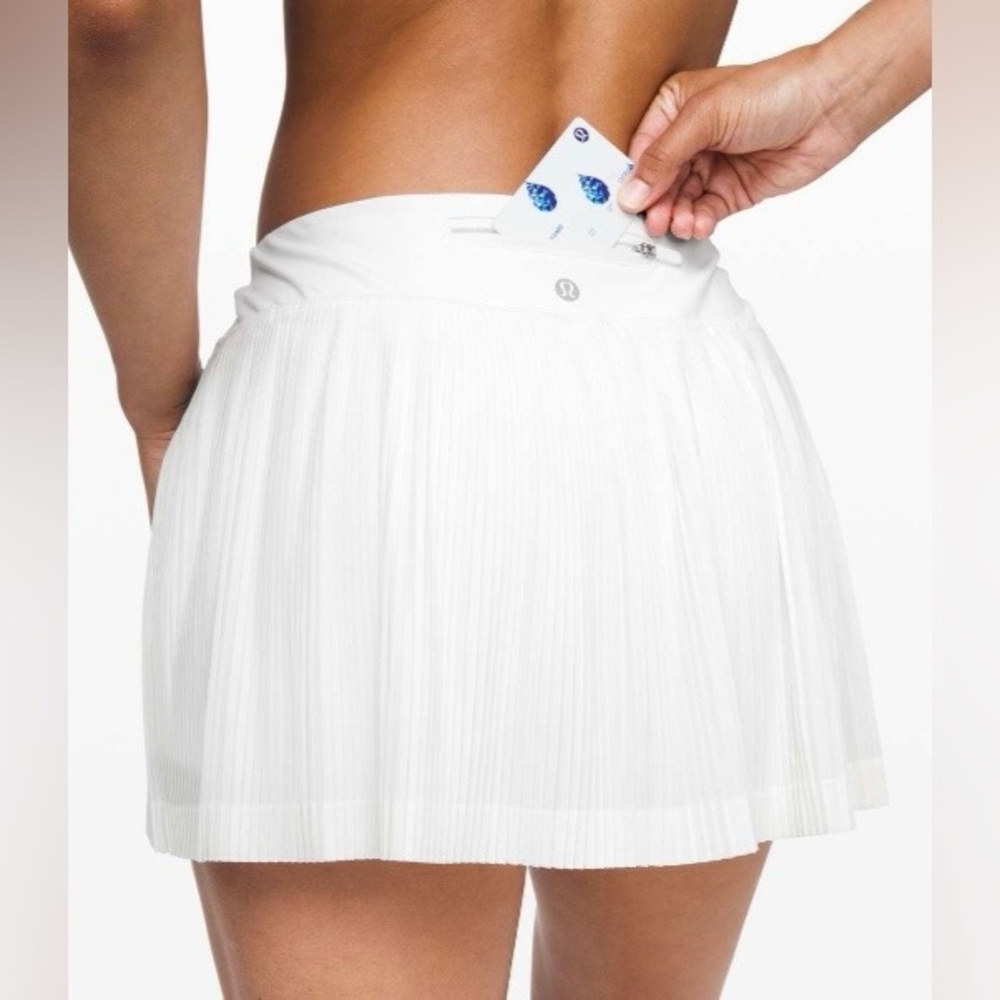 Lululemon Pleat To Street Skirt- Size 6. White. Great condition.